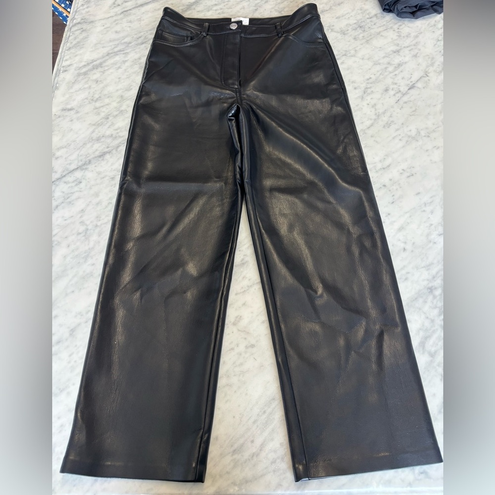 Aritzia Wilfred Leather Like Black Pants - Size 6